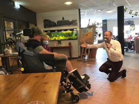Optreden Diva Dichtbij &#039;Zingen van mens tot mens&#039; 
