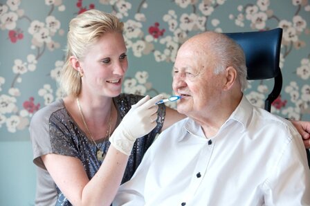 Masterclass & Train de trainer - Mondzorg en mondverzorging bij ouderen met dementie | Voor verpleegkundigen