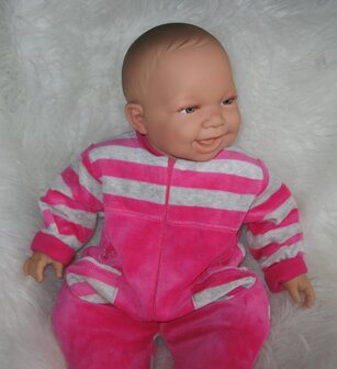 Pop - Babypop - meisje met lieve lach