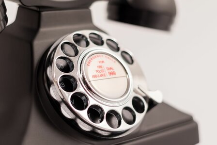 Jaren 50 telefoon met draaischijf