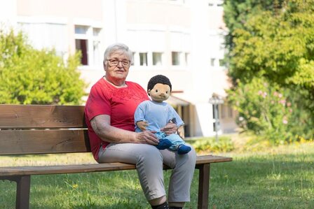 Empatie Pop - Joyk pop Antonio op schoot