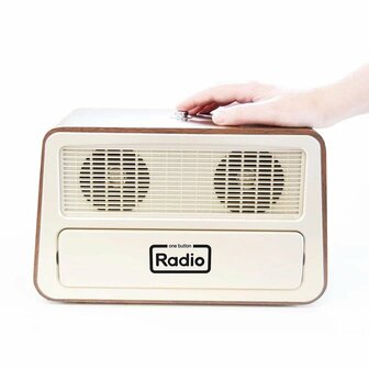 Retro radio met 1 bedieningsknop voor mensen met dementie vooraanzicht