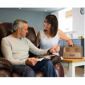 Retro radio met 1 bedieningsknop voor mensen met dementie makkelijk te bedienen