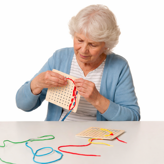 Kijk &amp; Rijg Sensorisch Spel