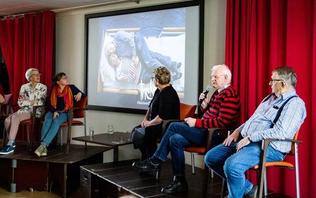 Expositie, film en MamTalk - AlzheimerFluisteren &lsquo;zie wie ik aan het worden ben&rsquo; 