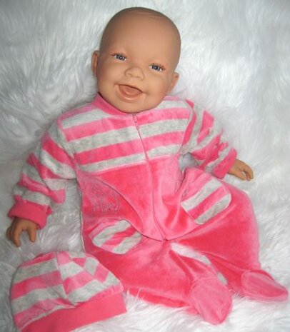 Pop - Babypop - meisje met lieve lach
