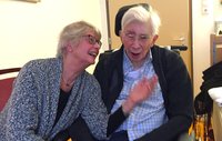 Radiodoc 'ONVERGETELIJK'. Over de kracht van muziek bij dementie. Luister de uitzending hier terug: Radiodoc 'ONVERGETELIJK'. Over de kracht van muziek bij dementie. Luister de uitzending hier terug: