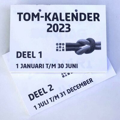 Groot-letter A4 dagscheurkalender (TOM) 2023